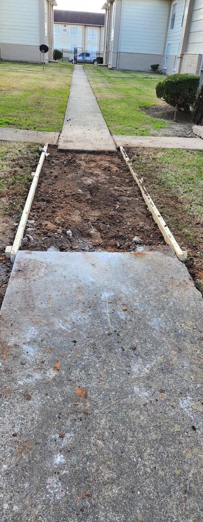 Sidewalk demo/form • Exterior